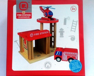 Nicko Q-Pack Wooden Fire Station